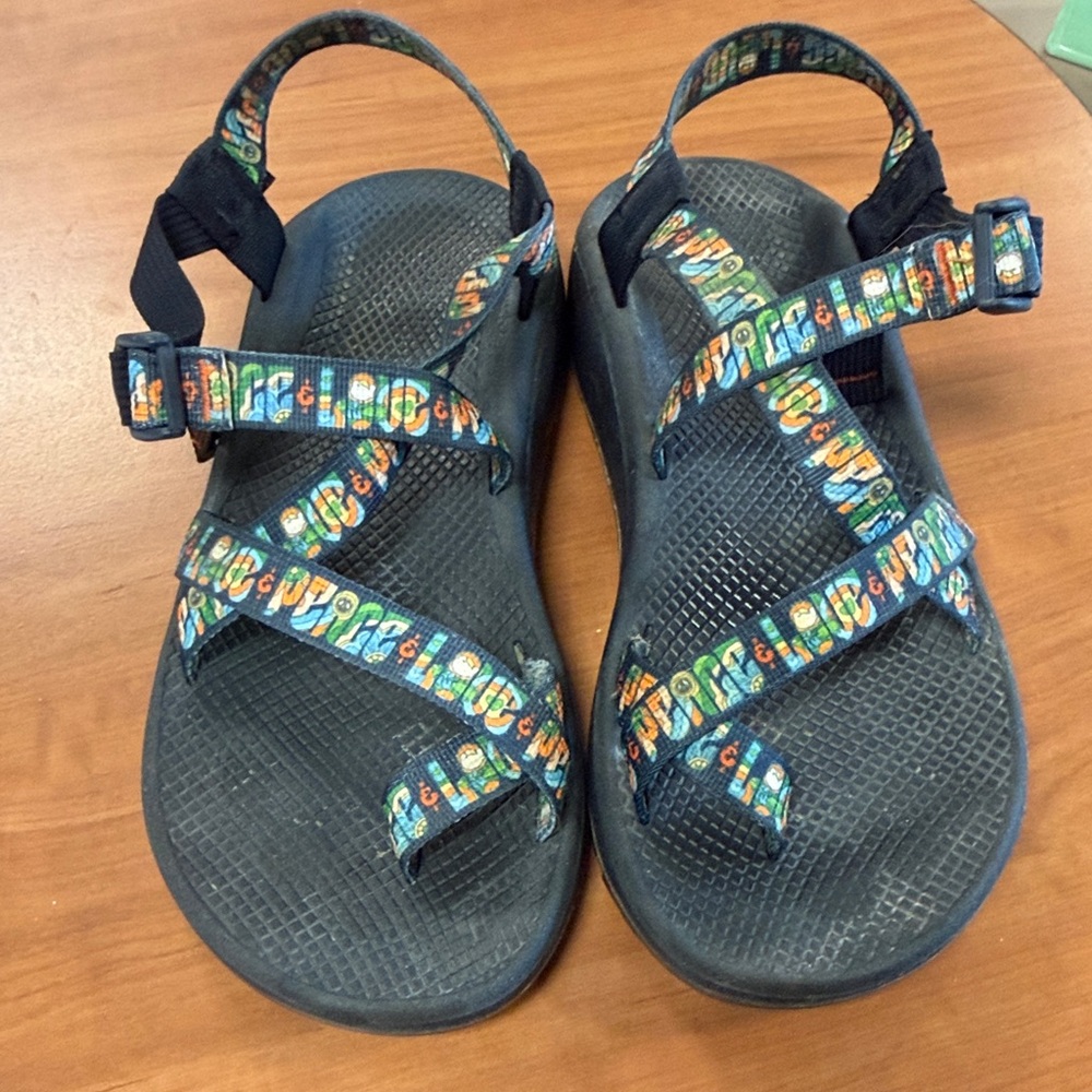 Chaco Men’s Black Sandals with Multicolor Patterned Straps